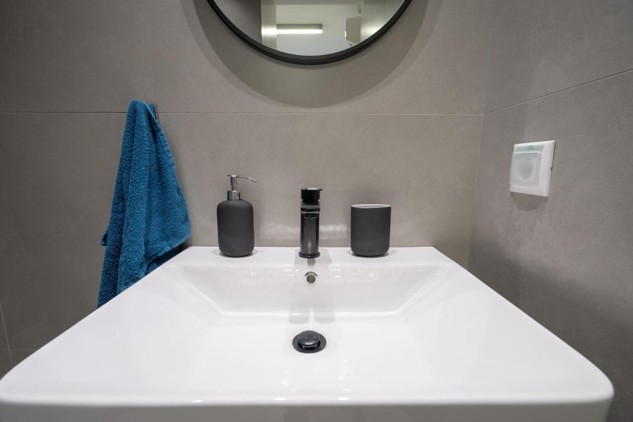 Monastiraki Metro St 2 Bedrooms 6 Pers By Mps Афины Экстерьер фото